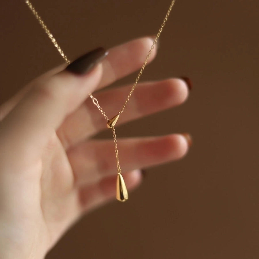 Water Droplet Pendant Necklace