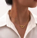 Load image into Gallery viewer, Simple Gold Pendant Necklace
