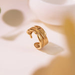 Load image into Gallery viewer, Heart Shape Gold Open Ring
